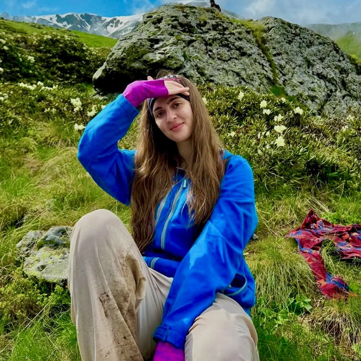 თათია